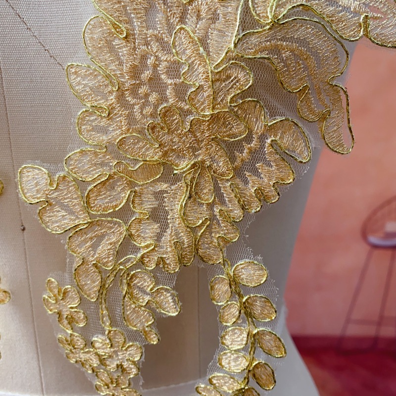Gouden kantbies voor bruilofts - Craft Embellishments recensie en prijs