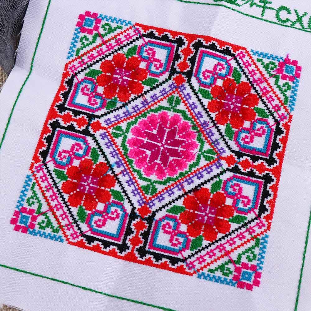 DIY vierkante etnische stijl s - Applique Patch Flower recensie en prijs