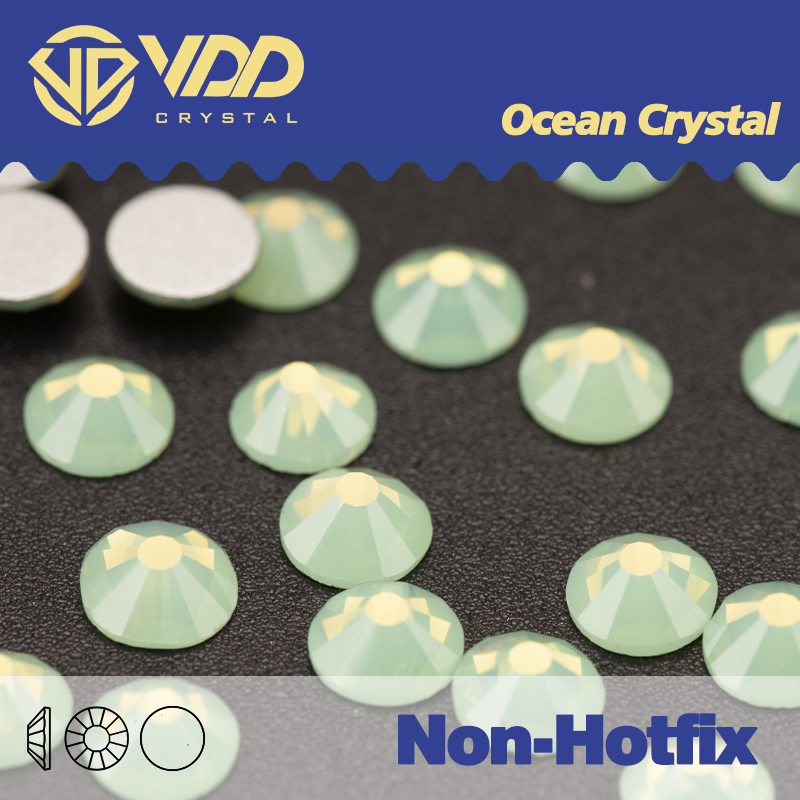 VDD 046 Groene Opaal Kristalle - Hotfix Rhinestone Sheet recensie en prijs